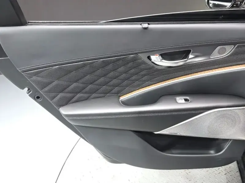 2023 Kia K9 с пробегом 88 174 км