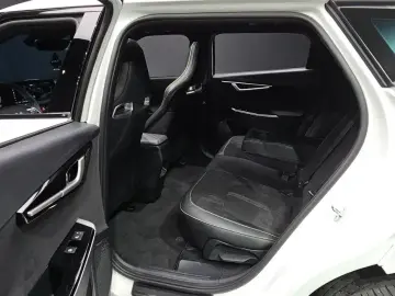 2023 Kia EV6 с пробегом 75 326 км