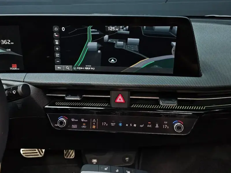 2023 Kia EV6 с пробегом 75 326 км