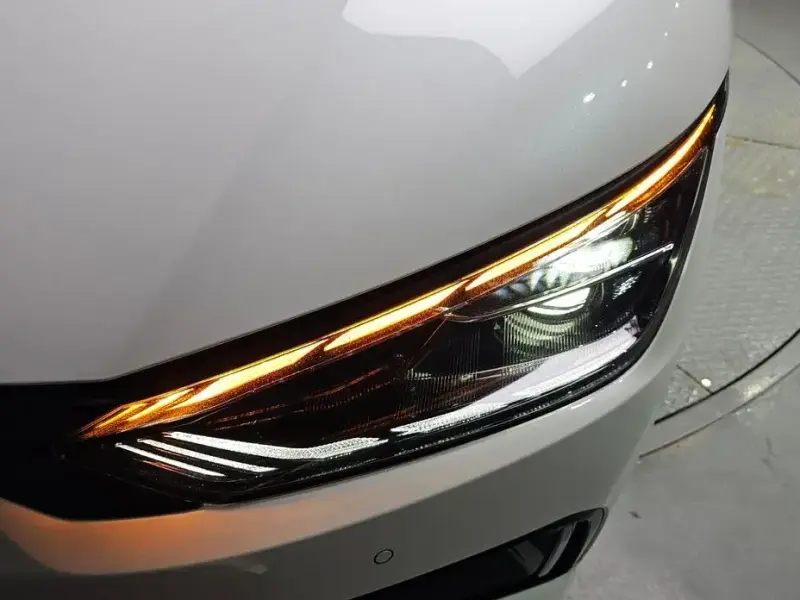 2023 Kia EV6 с пробегом 75 326 км