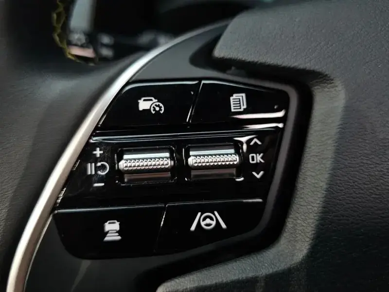 2023 Kia EV6 с пробегом 75 326 км