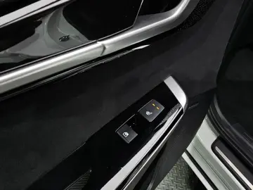 2023 Kia EV6 с пробегом 75 326 км