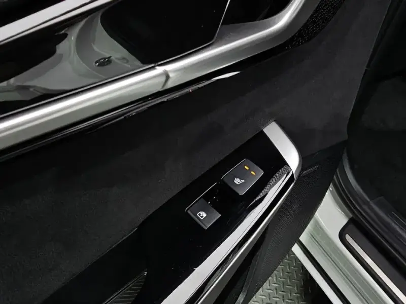 2023 Kia EV6 с пробегом 75 326 км
