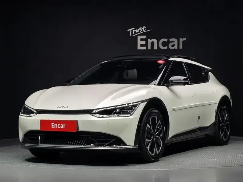2022 Kia EV6 с пробегом 80 729 км