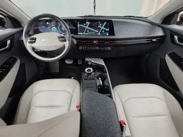 2022 Kia EV6 с пробегом 80 729 км