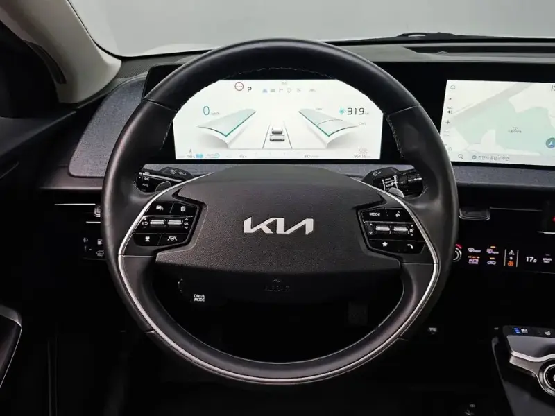 2022 Kia EV6 с пробегом 95 415 км