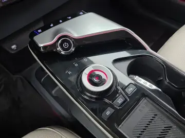 2022 Kia EV6 с пробегом 80 729 км