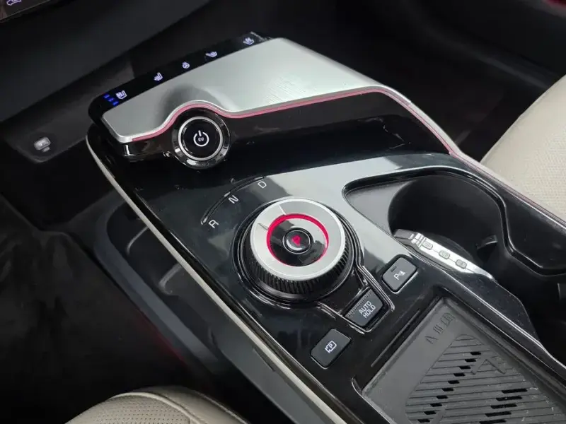 2022 Kia EV6 с пробегом 80 729 км