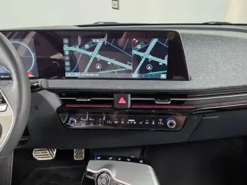 2022 Kia EV6 с пробегом 80 729 км