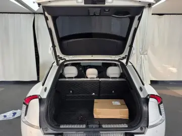 2022 Kia EV6 с пробегом 80 729 км