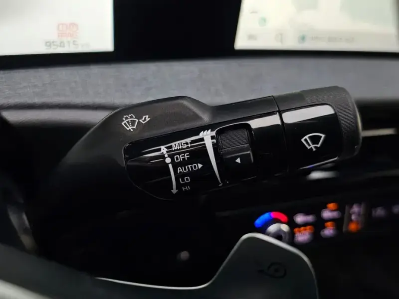 2022 Kia EV6 с пробегом 95 415 км