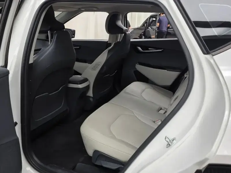 2022 Kia EV6 с пробегом 80 729 км