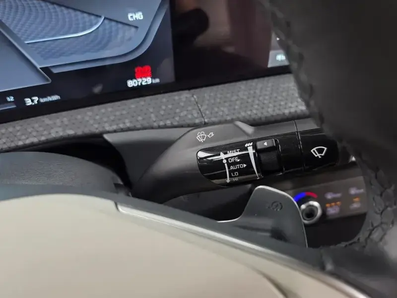 2022 Kia EV6 с пробегом 80 729 км