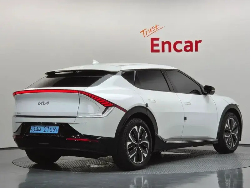 2023 Kia EV6 с пробегом 84 420 км