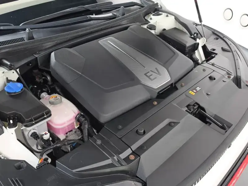 2023 Kia EV6 с пробегом 84 420 км