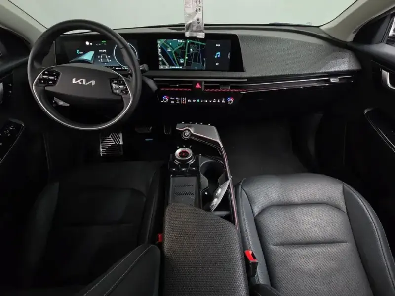 2023 Kia EV6 с пробегом 84 420 км