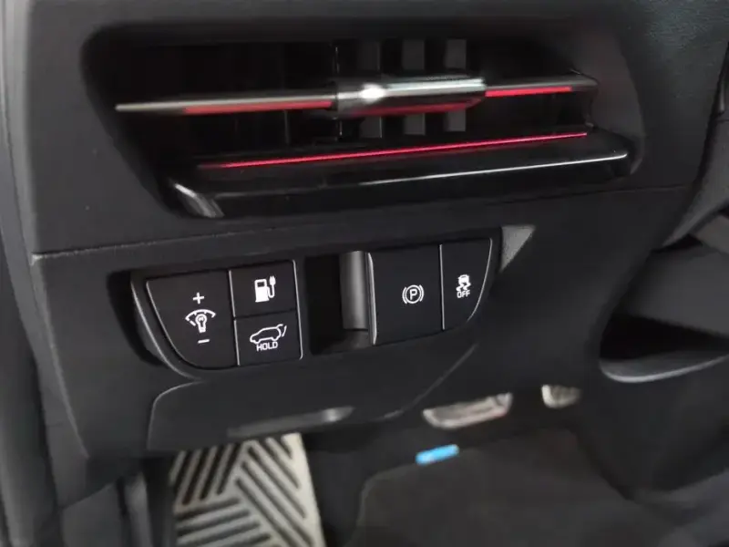 2023 Kia EV6 с пробегом 84 420 км