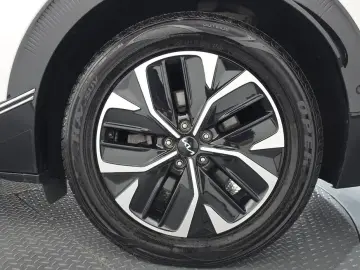 2023 Kia EV6 с пробегом 84 420 км