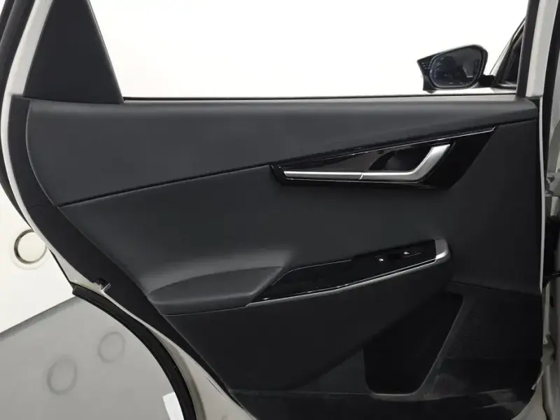 2023 Kia EV6 с пробегом 84 420 км