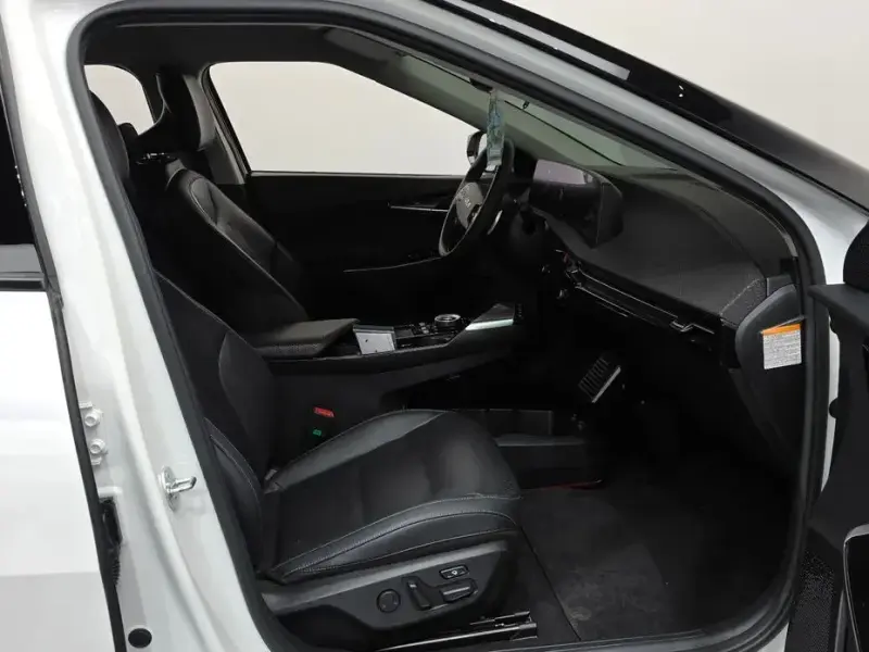 2023 Kia EV6 с пробегом 84 420 км