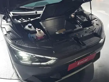 2024 Kia EV6 с пробегом 35 514 км