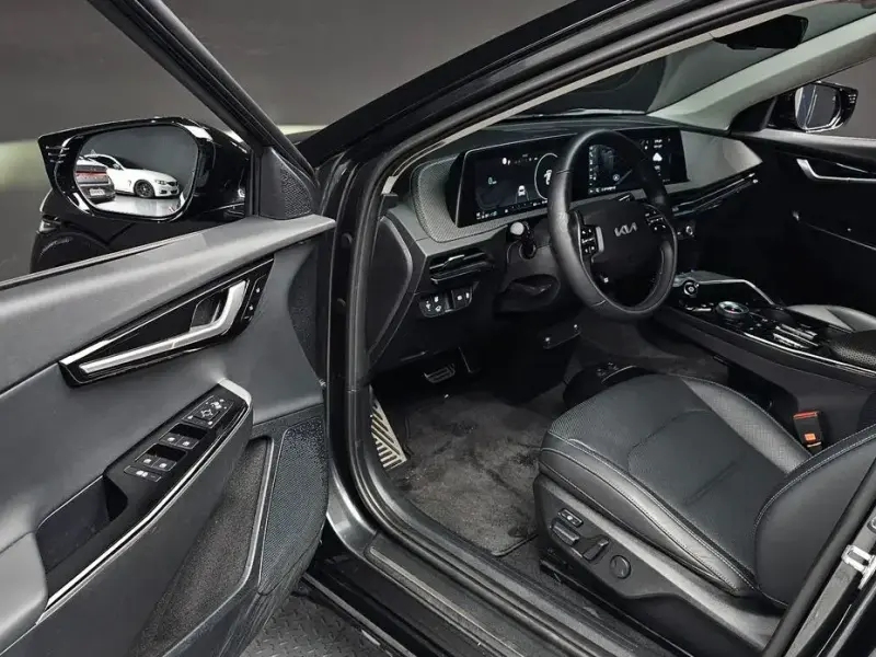 2024 Kia EV6 с пробегом 35 514 км