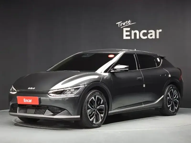 2022 Kia EV6 с пробегом 36 344 км
