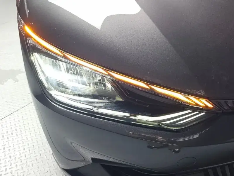 2022 Kia EV6 с пробегом 36 344 км