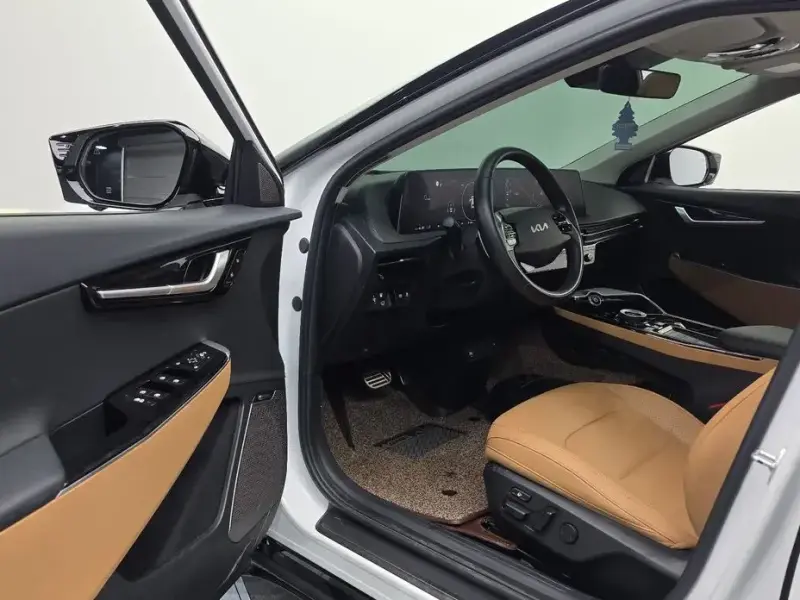 2022 Kia EV6 с пробегом 91 567 км