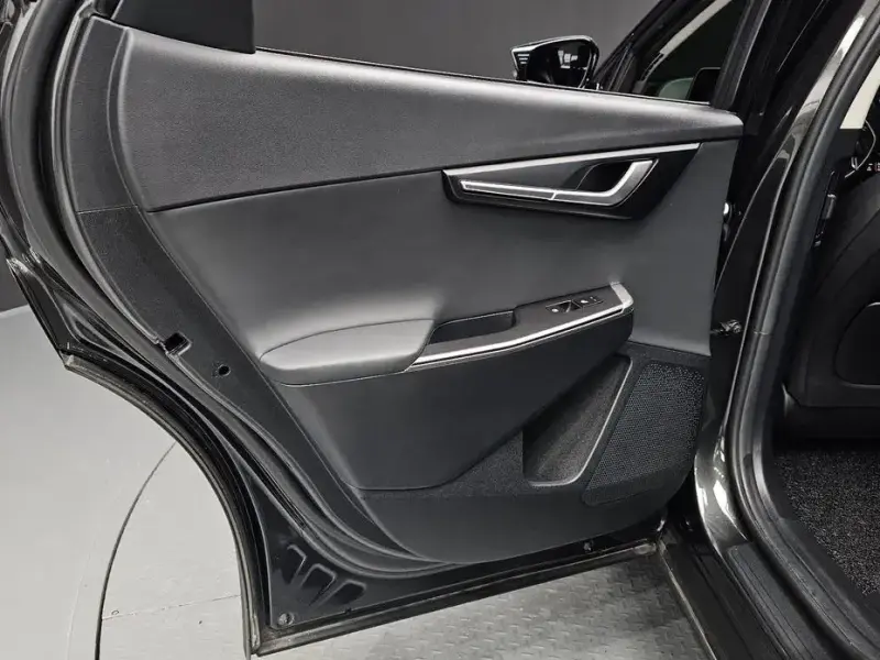 2022 Kia EV6 с пробегом 36 344 км
