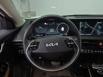 2022 Kia EV6 с пробегом 91 567 км
