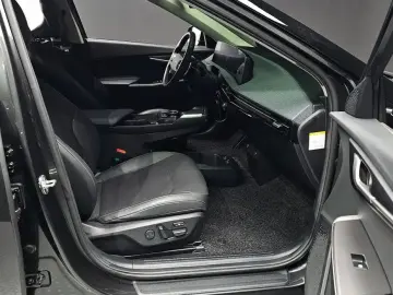 2022 Kia EV6 с пробегом 36 344 км