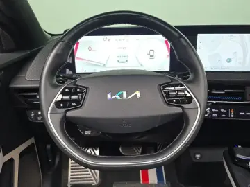 2023 Kia EV6 с пробегом 94 920 км
