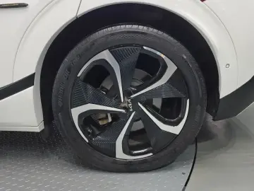 2023 Kia EV6 с пробегом 94 920 км