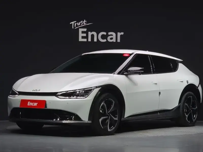2022 Kia EV6 с пробегом 80 319 км