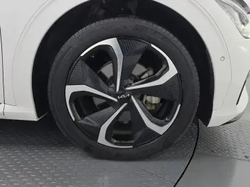 2023 Kia EV6 с пробегом 94 920 км