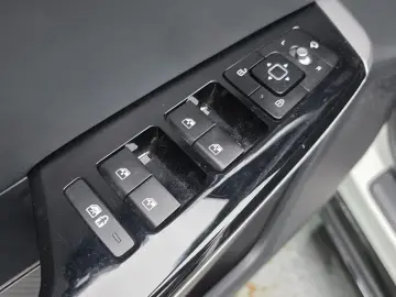 2022 Kia EV6 с пробегом 80 319 км