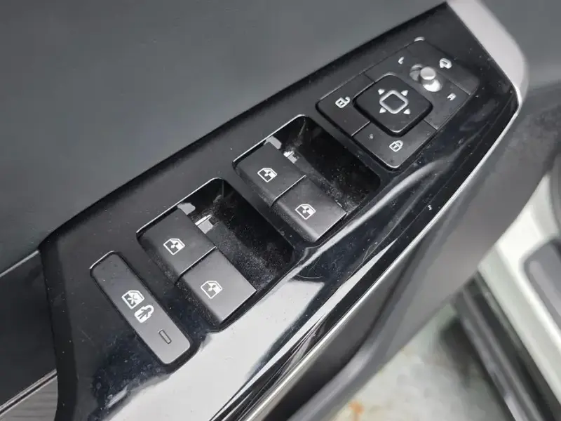 2022 Kia EV6 с пробегом 80 319 км