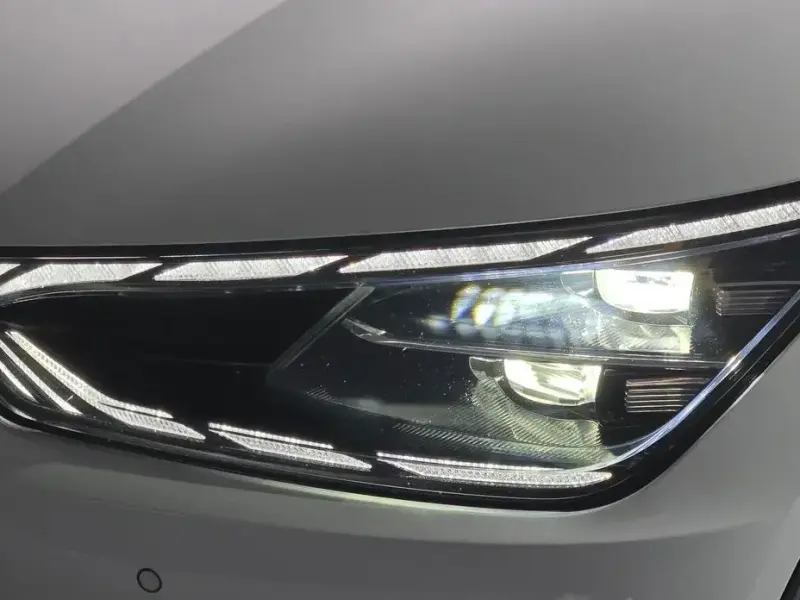 2022 Kia EV6 с пробегом 80 319 км