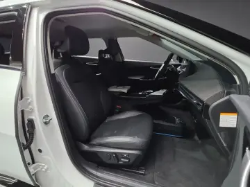 2022 Kia EV6 с пробегом 80 319 км