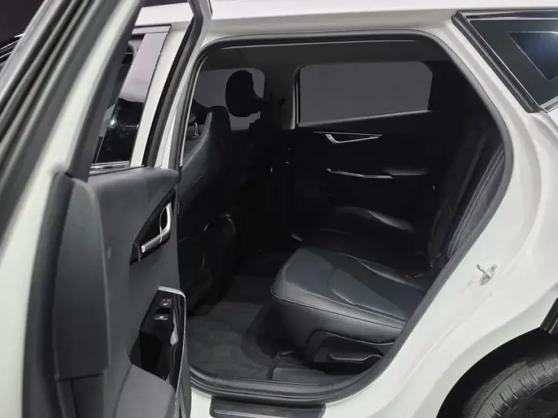 2022 Kia EV6 с пробегом 80 319 км