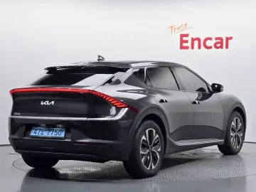 2023 Kia EV6 с пробегом 96 674 км