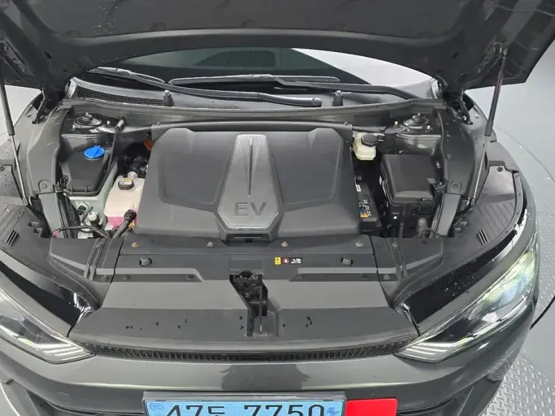 2023 Kia EV6 с пробегом 96 674 км