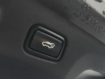 2023 Kia EV6 с пробегом 96 674 км