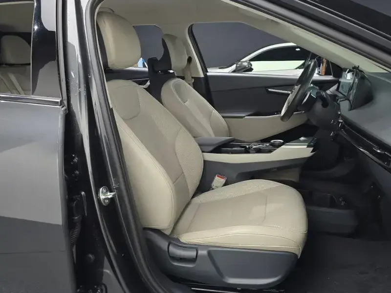 2023 Kia EV6 с пробегом 96 674 км