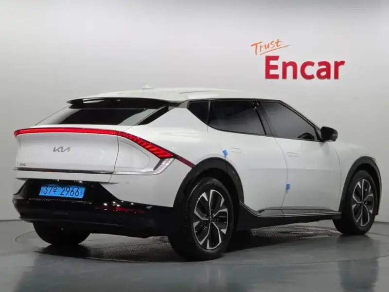 2024 Kia EV6 с пробегом 35 706 км