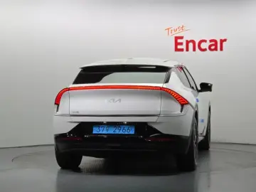 2024 Kia EV6 с пробегом 35 706 км