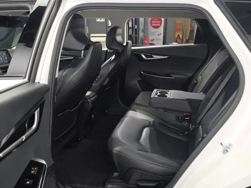 2024 Kia EV6 с пробегом 35 706 км