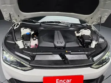 2022 Kia EV6 с пробегом 47 471 км