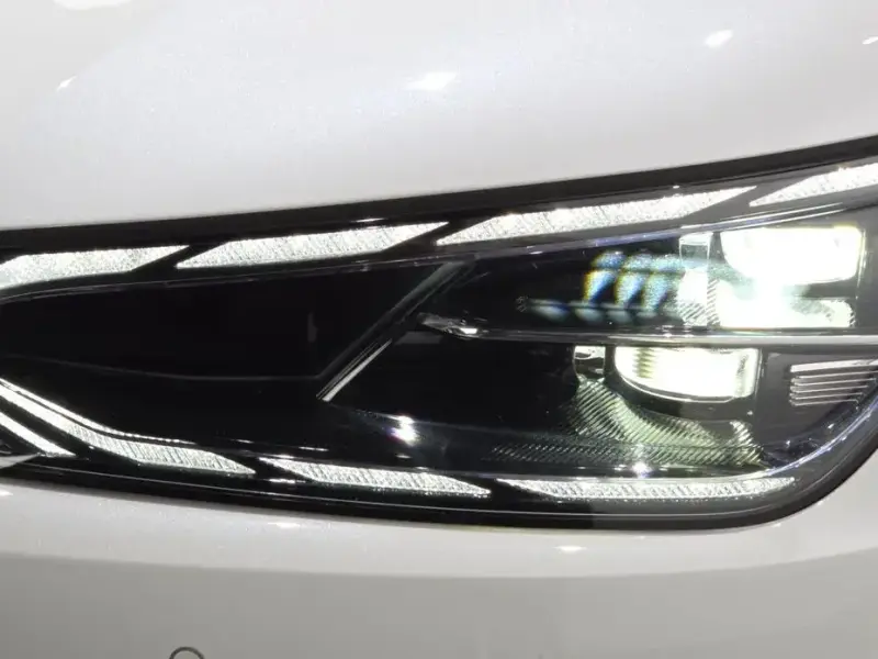 2024 Kia EV6 с пробегом 35 706 км